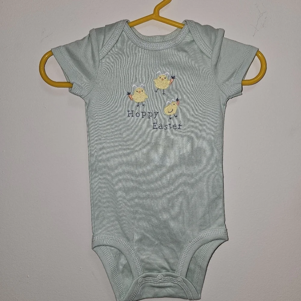 Nwot 2‎ bodysuits easter carters size 3 months white and light green